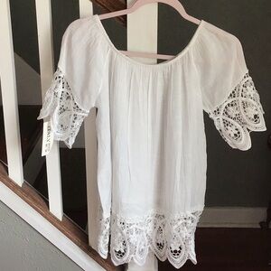 Gorgeous NWT top size S